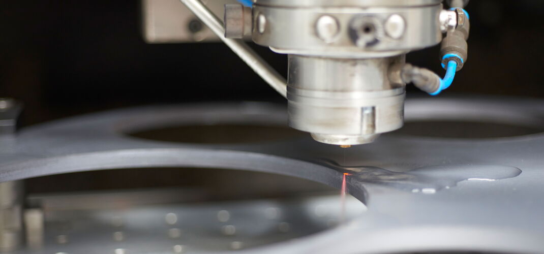 Efficient laser welding of metals
