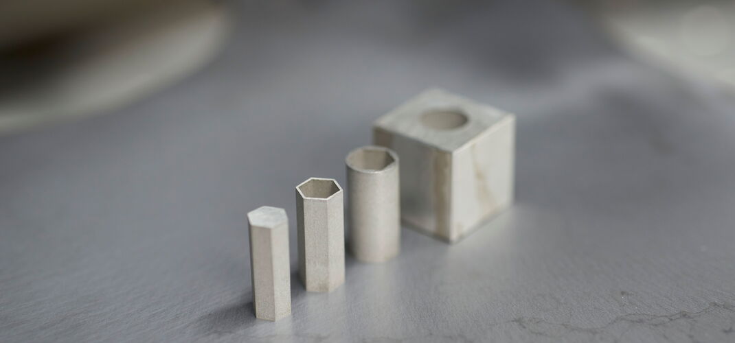 Development and production of prototypes and initial samples for testing